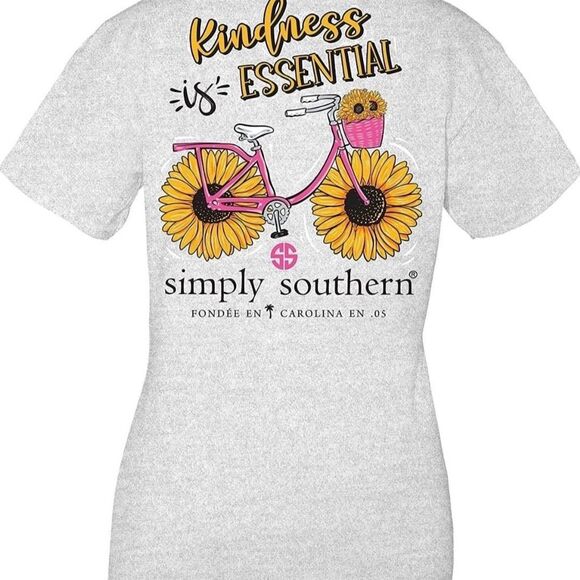 Simply Southern Tops - Simply Southern Women's size M Gray T-Shirt Kindness Is Essential
